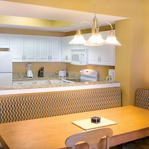 One-Bedroom Deluxe Apartment